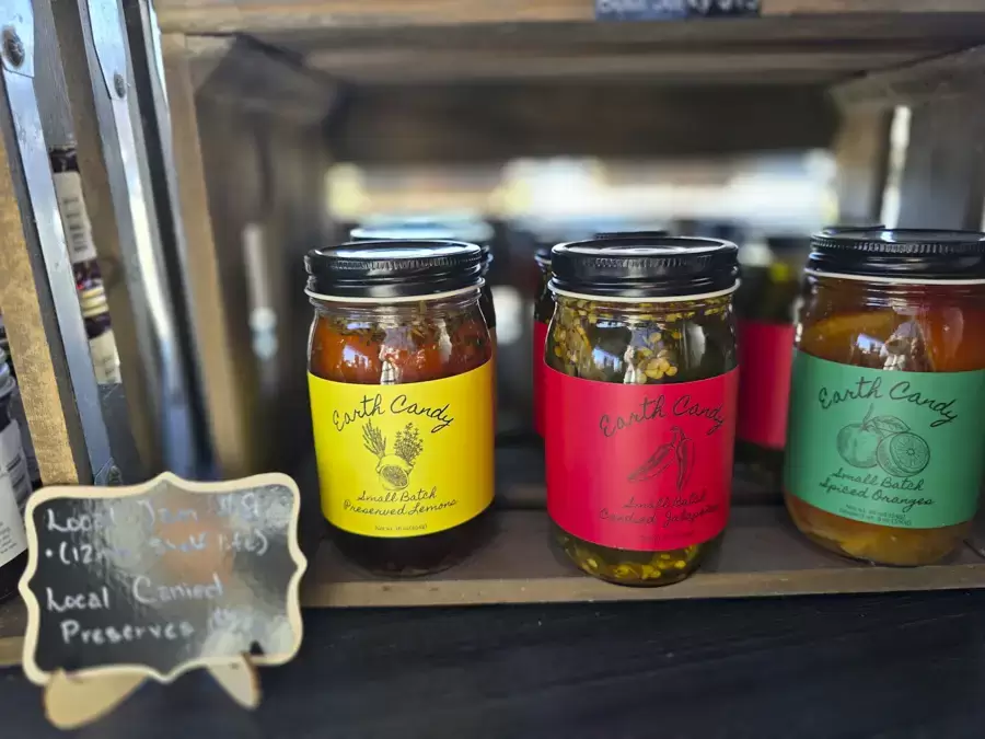 CBD Botanicals - Botanical Market & Apothecary Gallery Image - Springfield IL