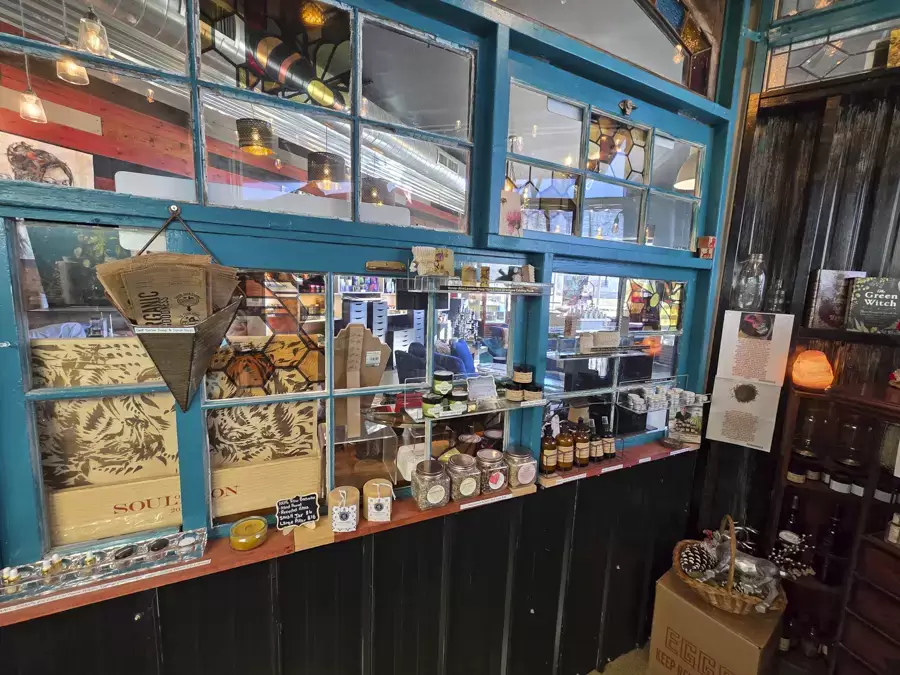 CBD Botanicals - Botanical Market & Apothecary Gallery Image - Springfield IL